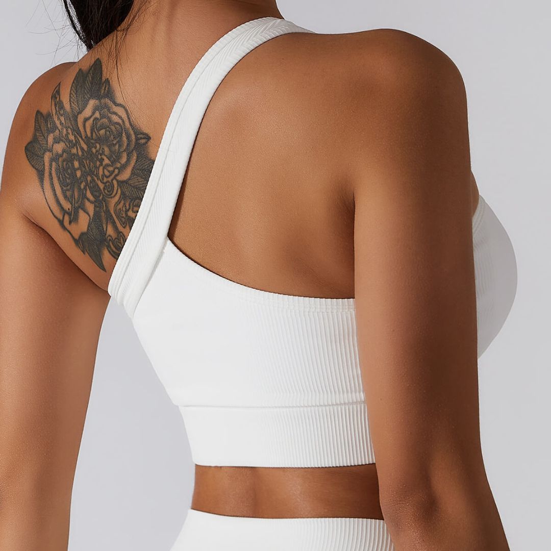 Trixi - Asymmetrisches Geripptes Crop-Top