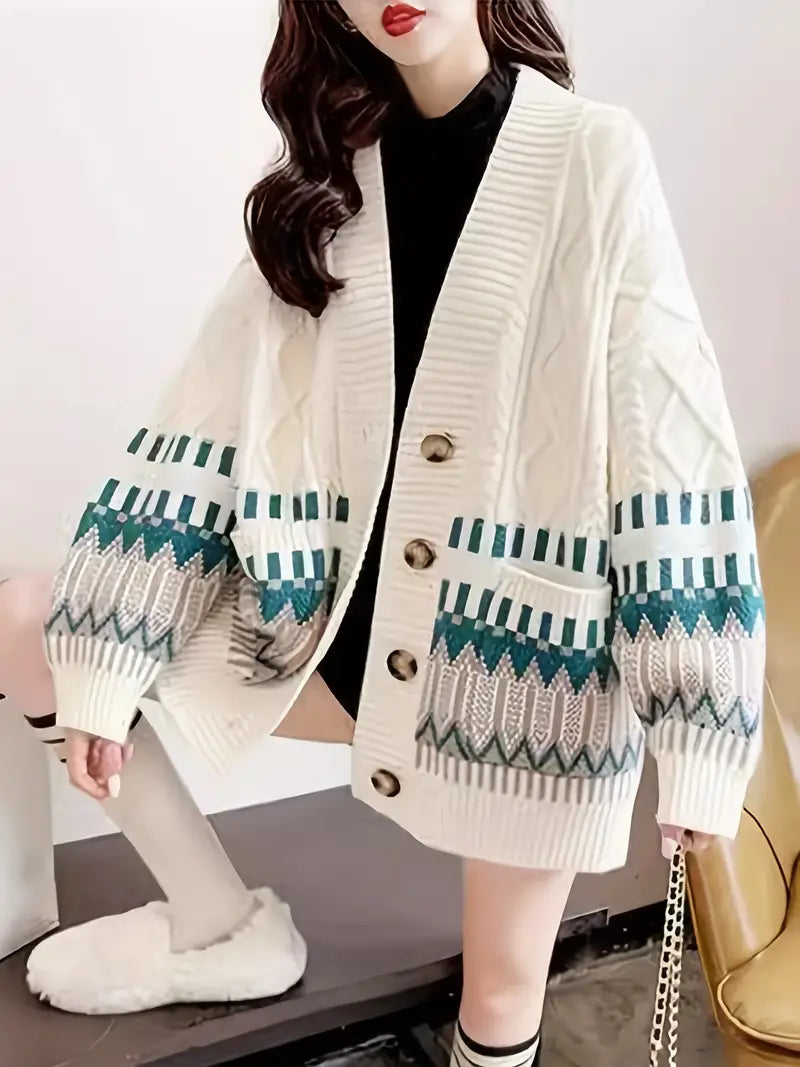 Sibylla - Strick-Cardigan mit geometrischem Muster und Knopfleiste