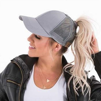 Praktische Baseball Cap für Pferdeschwanz - Damenkappe