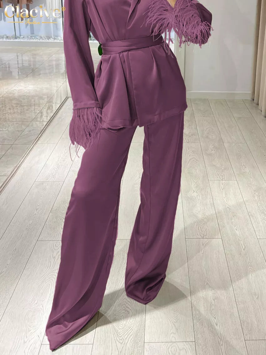 Laura Satin Suit - Elegant, stilvoll & seidig