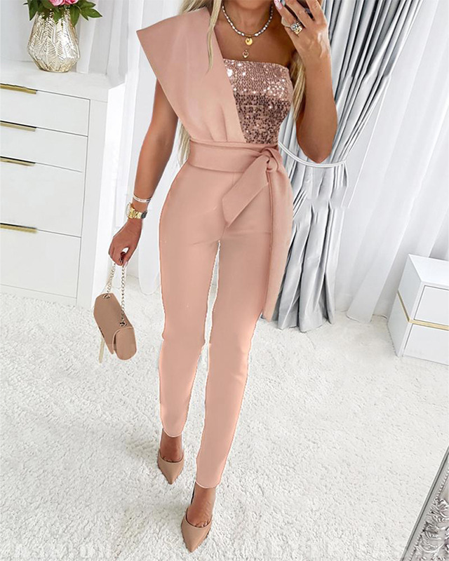 Lylah - One-Shoulder-Jumpsuit mit Pailletten und Taillenband