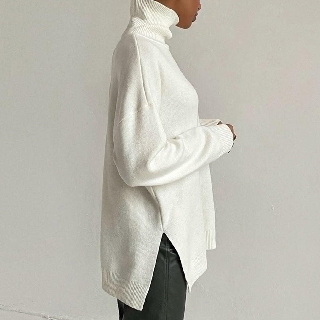 Elegante Essenz Split - Rollkragenpullover mit Seitenschlitz