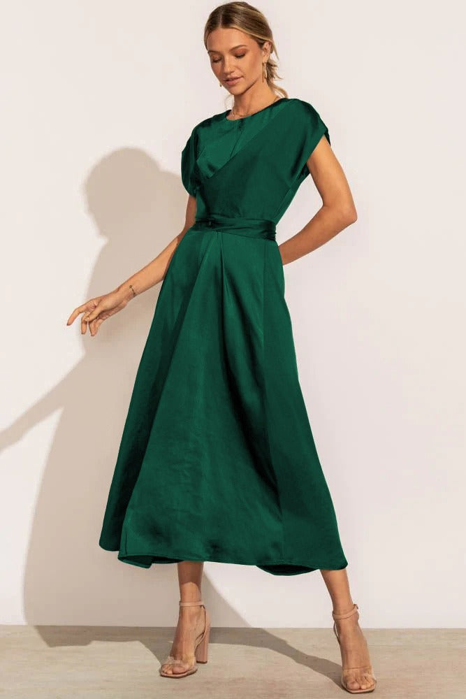 Hilda - Elegantes Sommer Midikleid