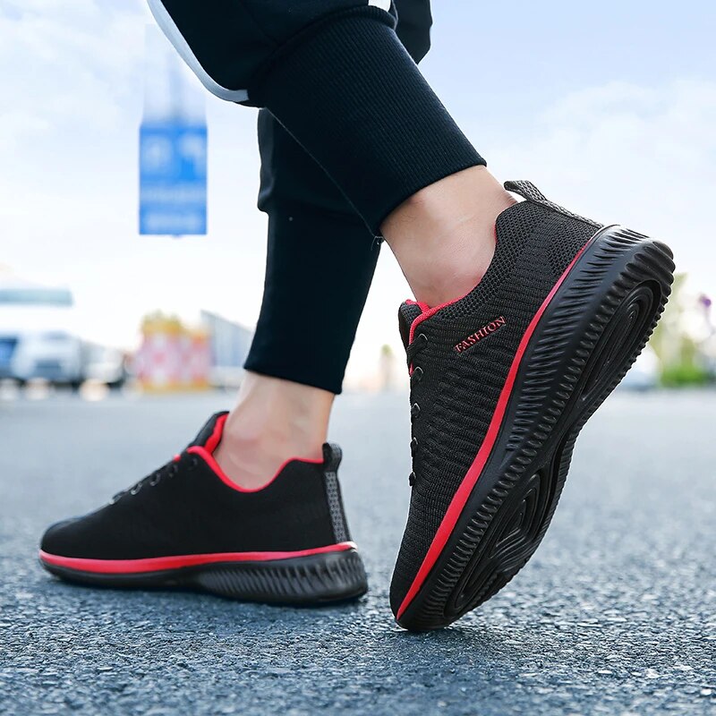 UrbanStride - Leichte Sportschuhe mit weicher Sohle und Anti-Rutsch